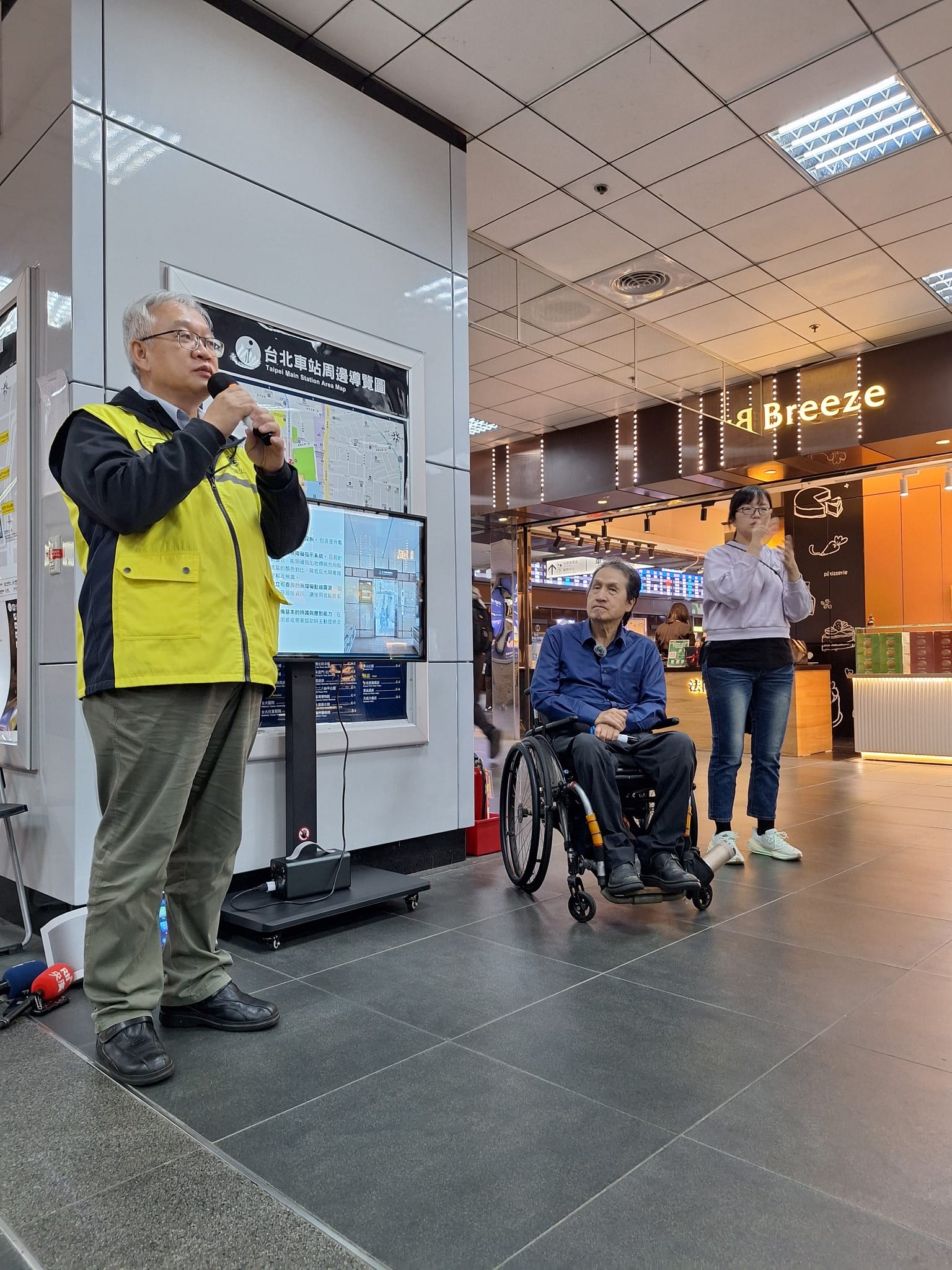 台鐵北區營運處王兆賢處長發言