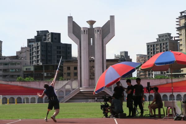 身障運動選手擲標槍